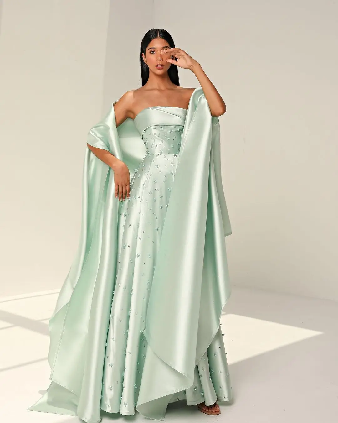 Luxury Prom Dresses For Special Events 2024 Green Evening Gown Strapless Beaded Party Birthday Vestidos De Formal Occasion Women