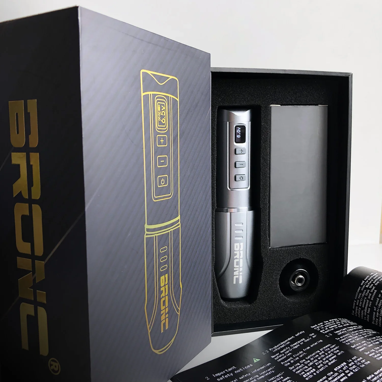 BRONC BULLET Wireless Pen Electric Tattoo Wireless Rotary Machine With Double Battery