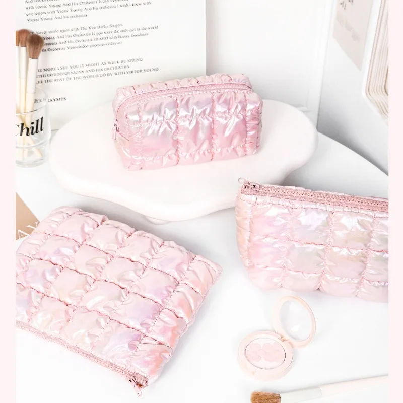 أنيقة 2025 حقيبة مستحضرات تجميل أنيقة الحد الأدنى حقيبة مستحضرات التجميل العصرية مطوي حقيبة يد أنيقة الكورية حقيبة للتخزين المرأة مخلب