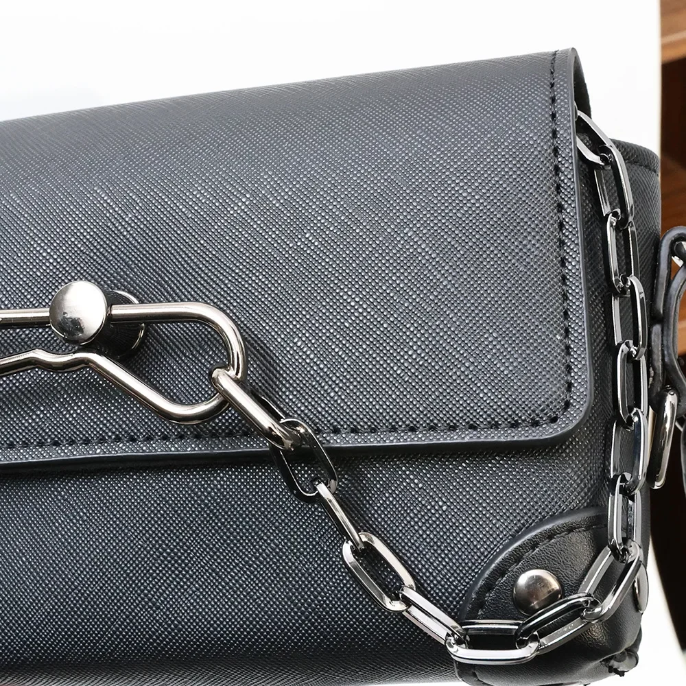 Modische Ketten-Umhängetaschen für Herren Kleine Quadratische Crossbody-Tasche Herren Schulter-Messenger-Taschen Klappentasche Geldbörse Männlich 2026 Neu – Detail 8