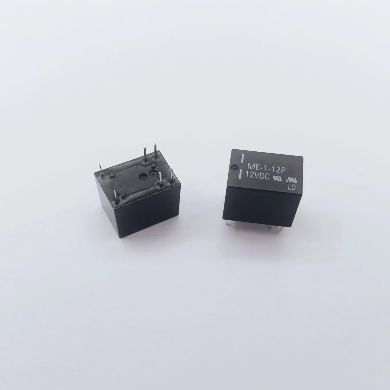 

Original New 100% ME-1-12P 12VDC 6pin one open and closed relay