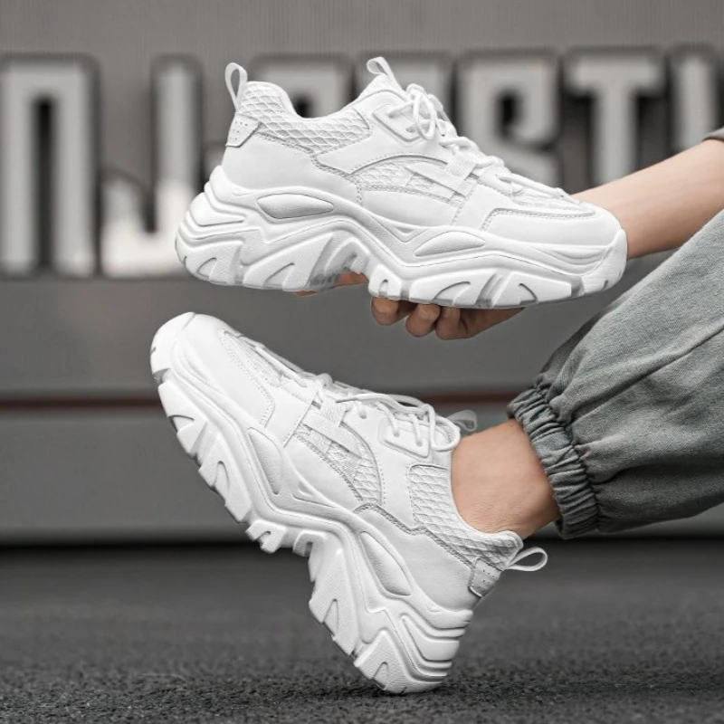 الرجال الخريف شبكة التهوية نعل سميك النعال السوداء الشارع الشهير أحذية رياضية كعب مخفي موضة أحذية رياضية