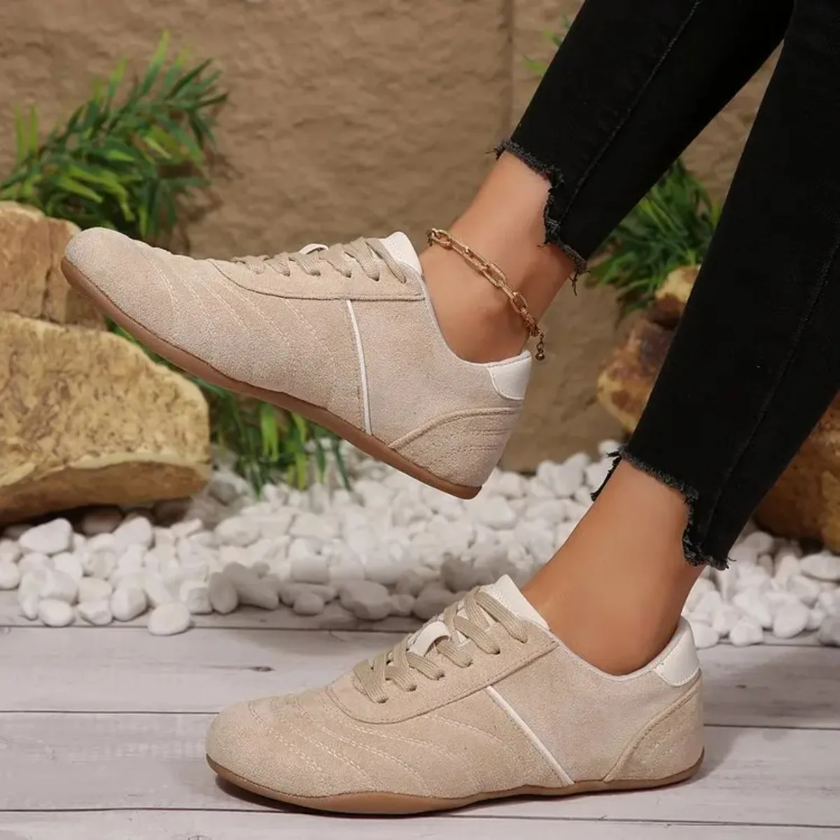Damen-Sneaker aus natürlichem Wildleder zum Schnüren, 2026 Neu, runde Zehenpartie, weich, bequem, lässig, für Outdoor, Autofahren und Spaziergänge – Detail 11