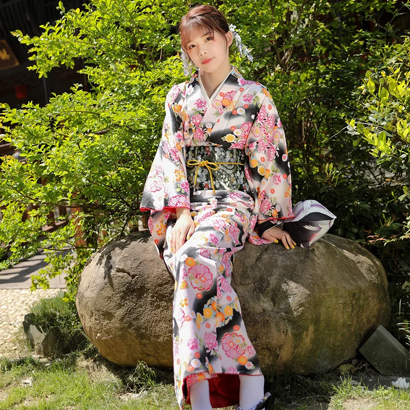 

Women's Japanese Traditional Kimono Floral Prints Summer Cotton Yukata Cosplay Costume Photography Long Dress