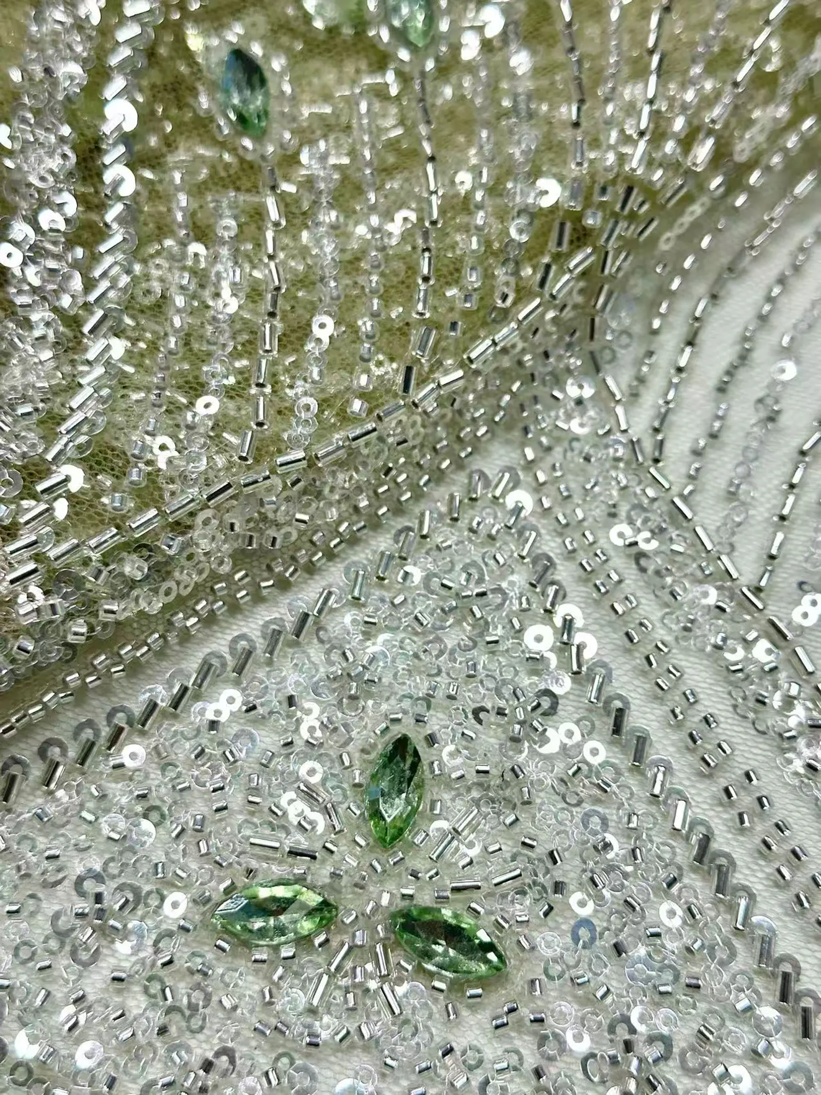 5 Yards rosa modischer nigerianischer Perlen-Stein-Tüll-Spitzenstoff, afrikanischer Pailletten-Netzstoff zum Nähen von Brautkleidern – Detail 14