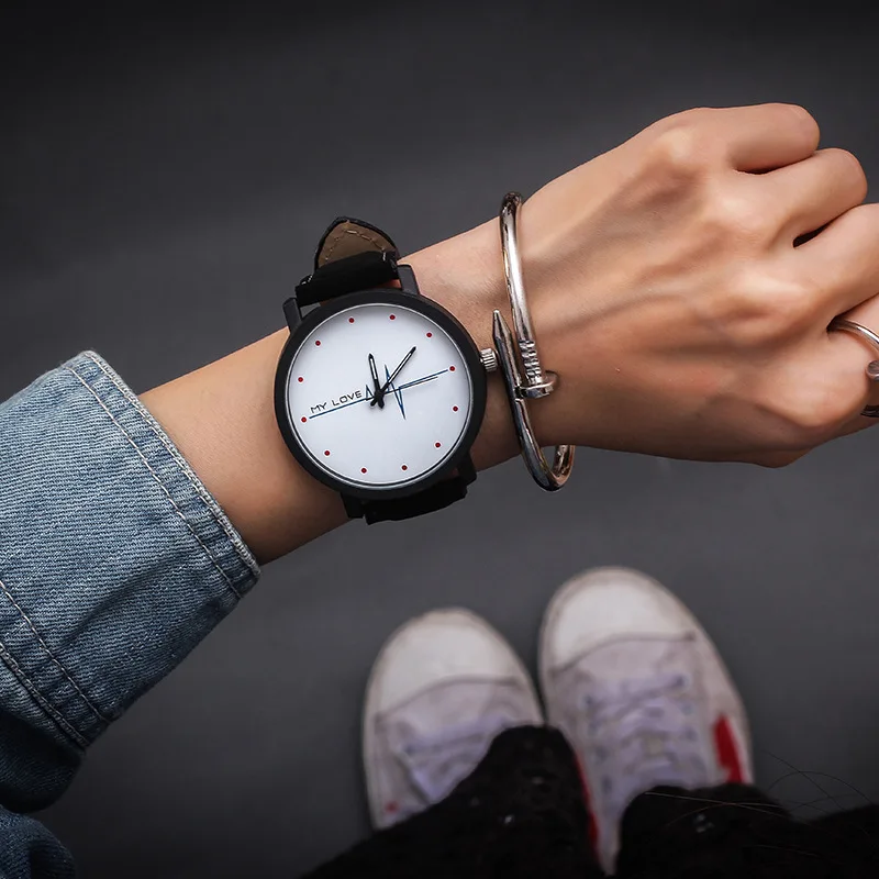 1Pcs Romantic Big Dial Watch Leather Band Fashion Cute Wristwatch Women Men Quartz Clock