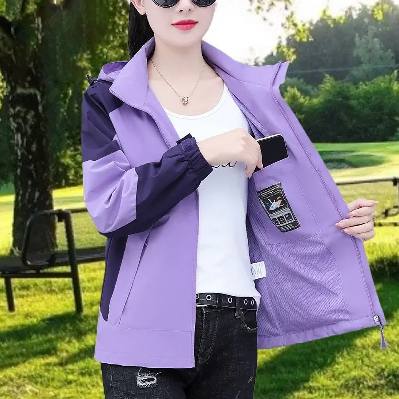 

Women's plus Size Hooded Trenchcoat Jacket Autumn 2026 Chic Loose Casual Windproof Short Overcoat Exterior