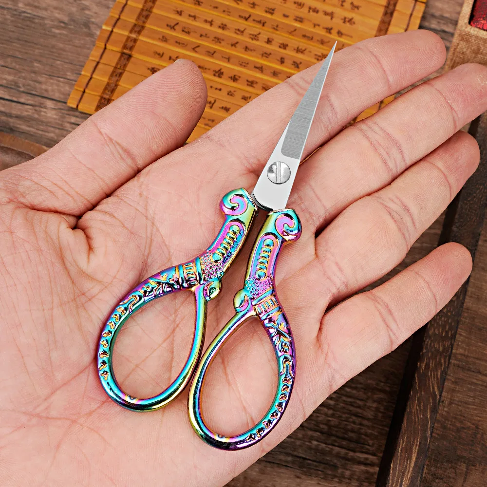 

Household Scissors Totem Window Grilles Wool Embroidery Scissors Hand-cut Student Office Retro Exquisite Pointed Scissors
