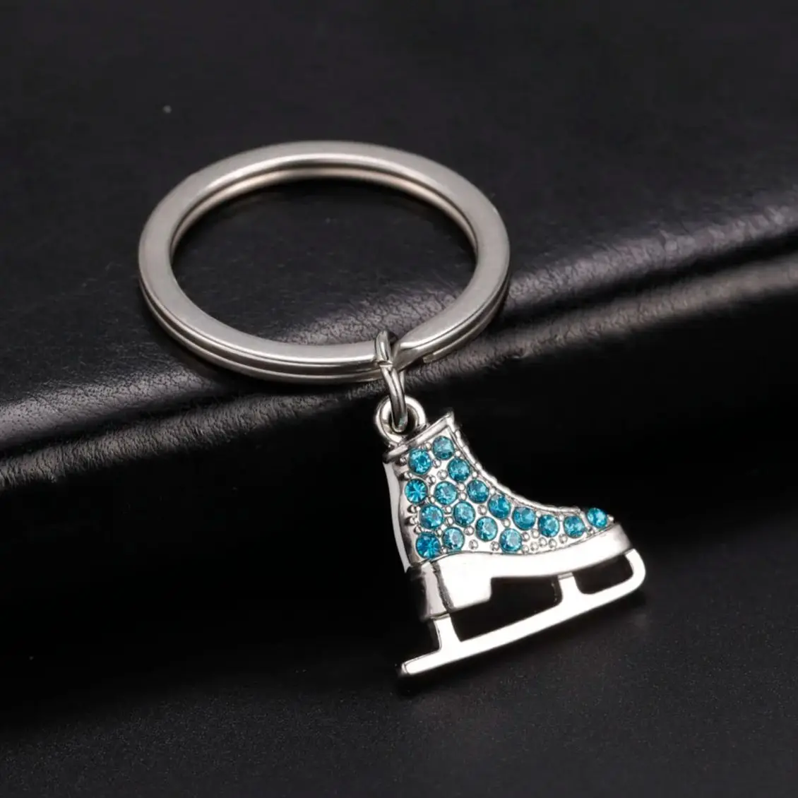 Teamer Ice Skate Shoes Keychain Stainless Steel Clear Zircon Skating Pendant Keyring Winter Sport Lover Jewelry Birthday Gifts