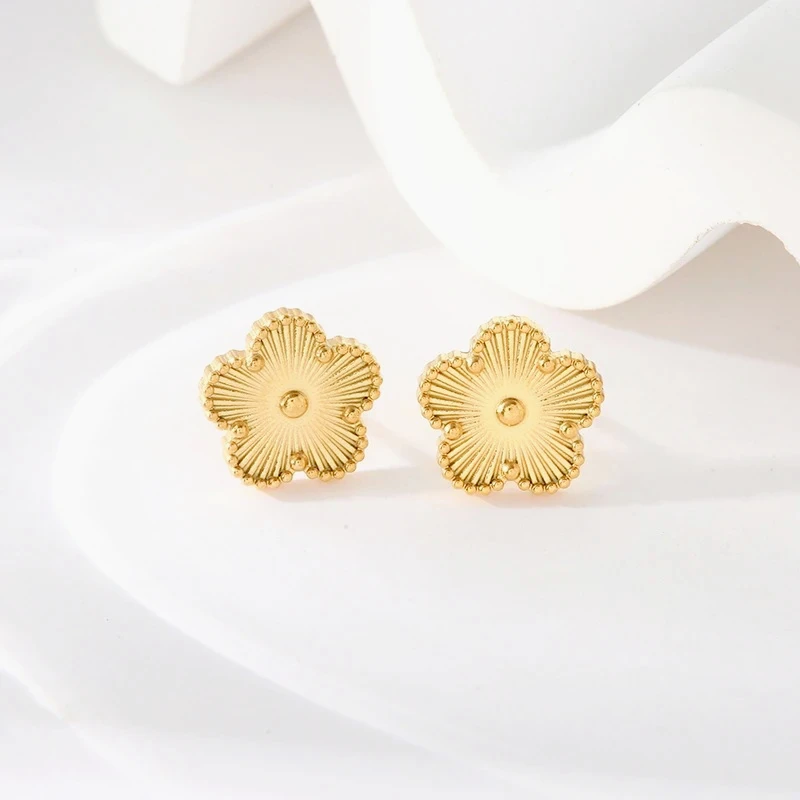 Thumbnail 3 - #31 Best Earrings to Buy In 2026