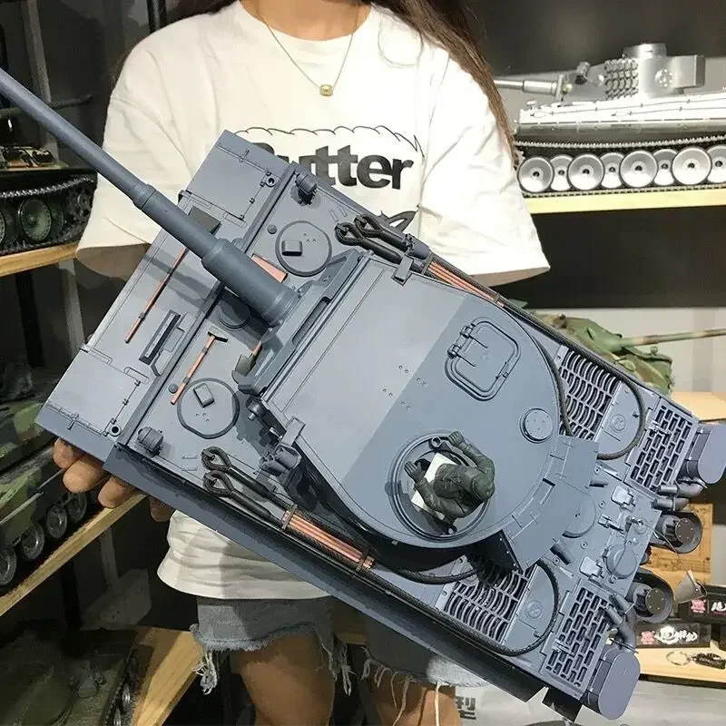 Henglong 3818-1 Tiger RC Modello di carro armato Seconda Guerra Mondiale Tigre tedesca I Carro pesante Crawler Metallo 1:16 Simulazione Auto telecomandata Giocattolo