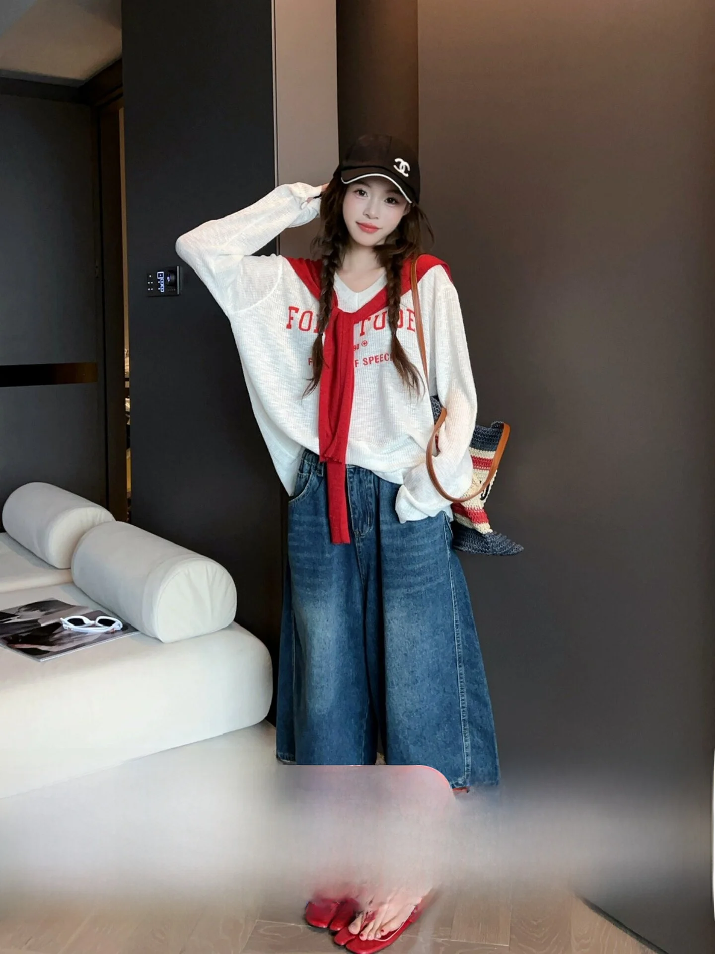 

Casual Loose Straight Leg Jeans Women's Summer 2026 New Style Seven-Foot Simple Match Casual Denim Pants Natural Waist Zipper