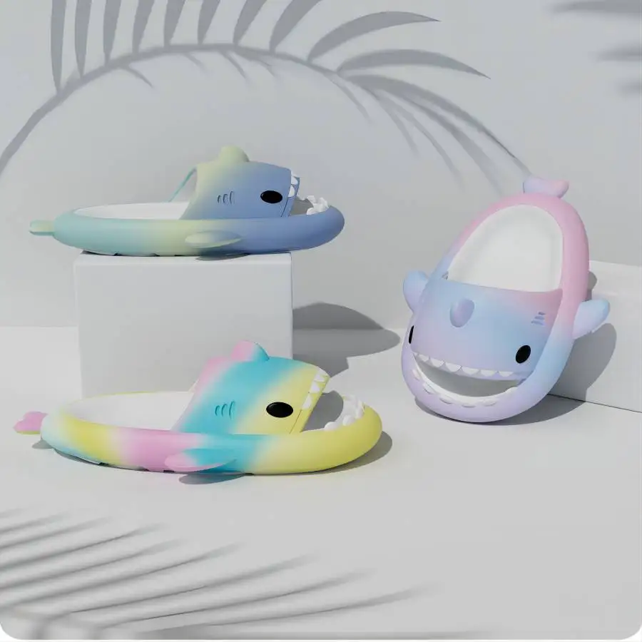 2024 Summer Gradient Shark Slippers Bathroom Slippers Household Anti slip Flat Shoes Girl Boy Beach Shoes Children\'s Fun Sandals