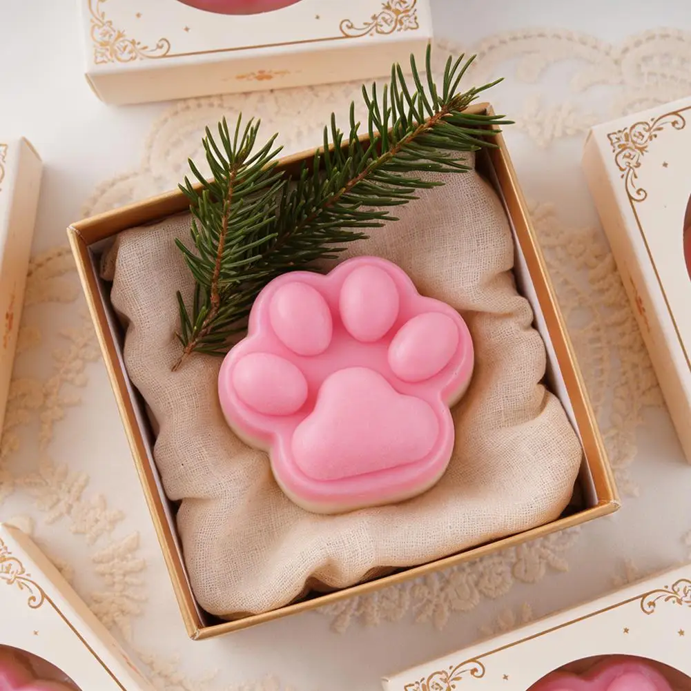 

Розовое мыло ручной работы в форме кошачьей лапки, практичный маленький подарок, мыло-сувенир, красивое мыло, милый подарок