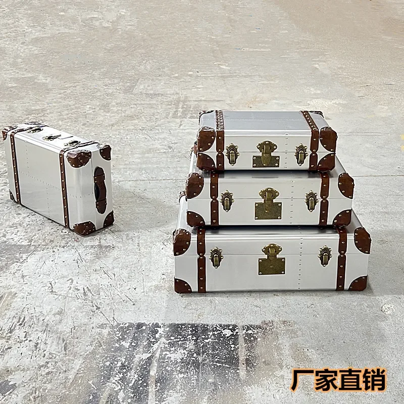 Cloakroom Portable Aluminum leather retro storage finishing box Model room storage box Decorative orname