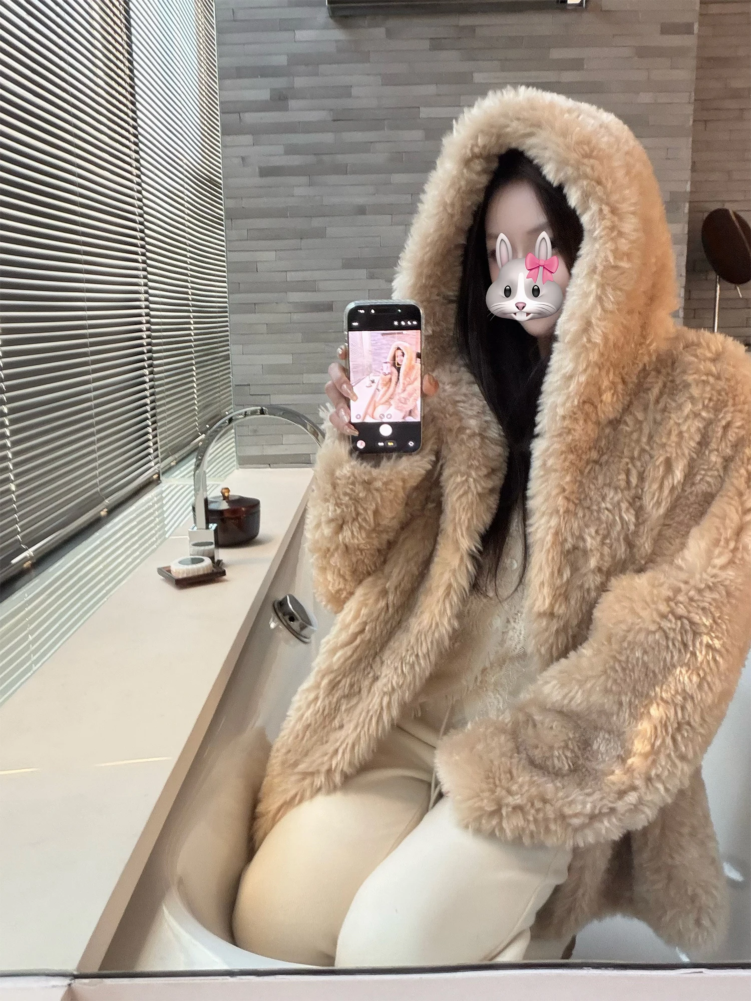 

Superniniyy Cry Rabbit Loose Feel Rich Girl Hooded Eco-Friendly Fur Jaet Polyester Fiber Commute Sle Long Sve Coat