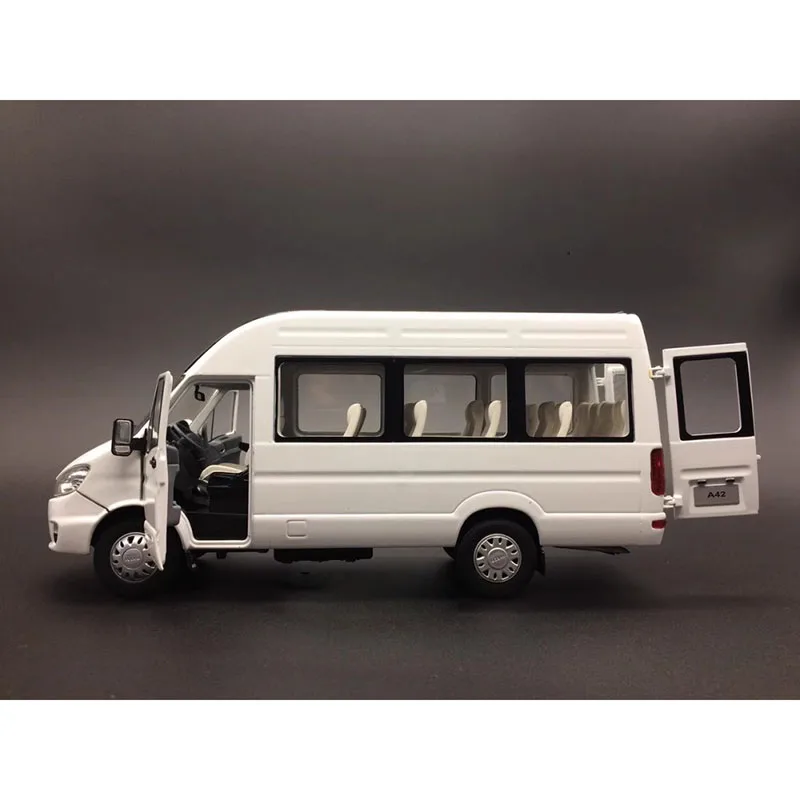 Diecast Original 1:24 Scale New Large Business Bus Alloy Boutique Model Gift Simulation Collection Vehicle Gift Toy