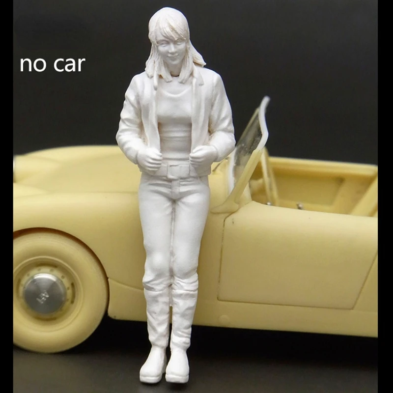 1/35 Scale Resin Figure Figure Full Body Model Kit Girls Wearing Jackets Two Ends GK Model Play Unassembled  Unpainted DIY Toys