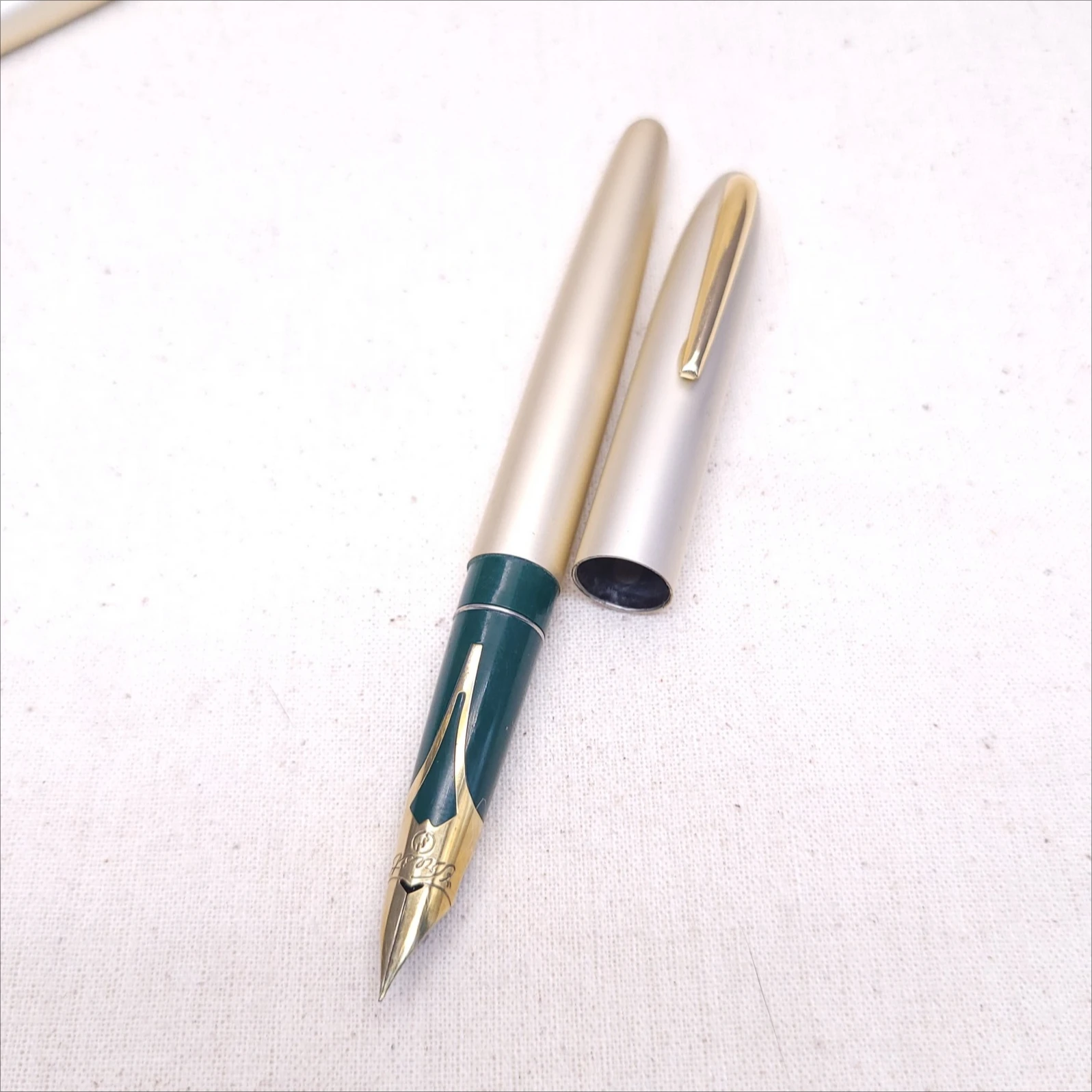 

Limited Edition 1960s CREST Brushed Aluminum Fountain Pen Green Iridium F 05mm Nib Vintage Collectors Office Stationery Gift
