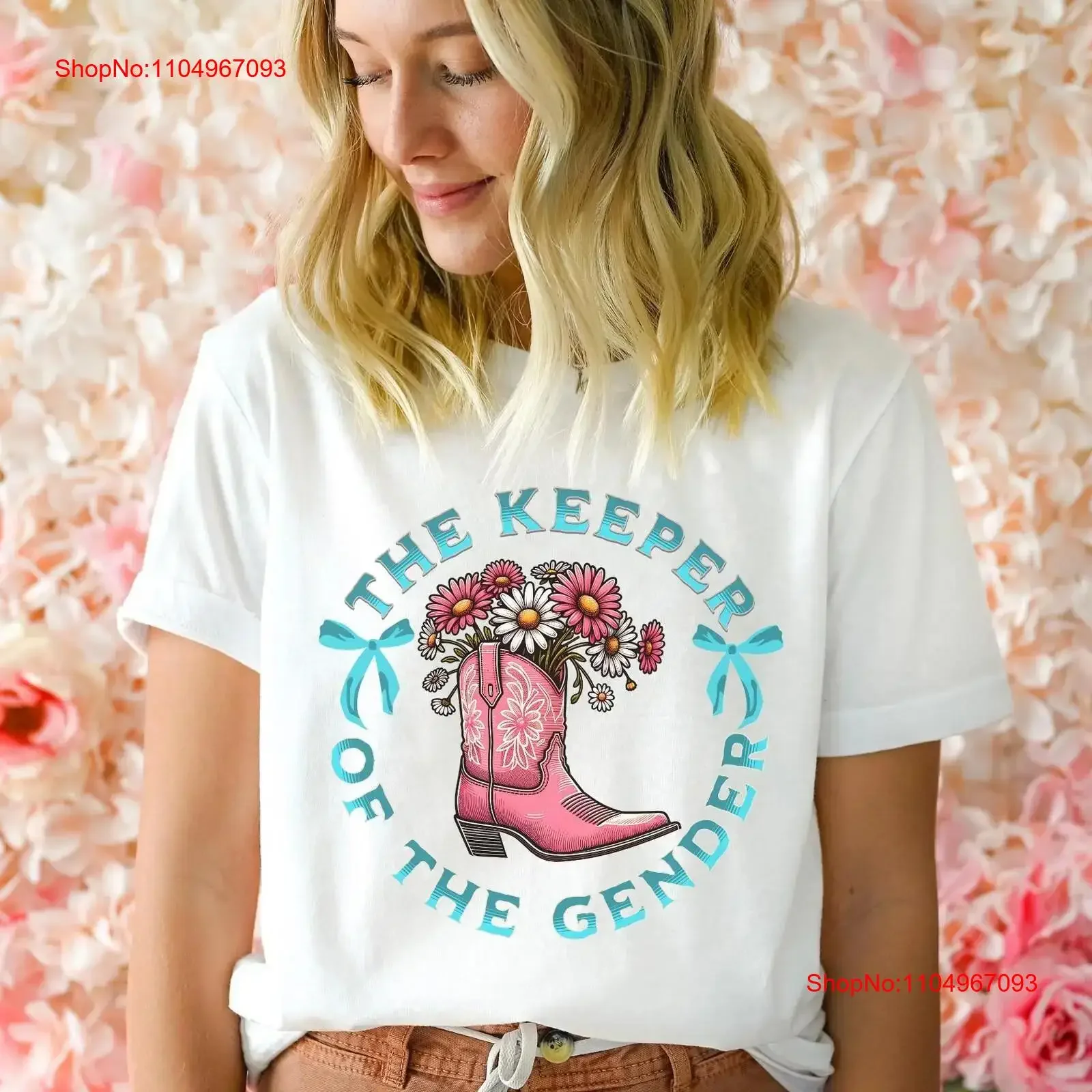 

Boots Or Bows Western Theme Gender Reveal T Shirt Cowboy Cowgirl Keeper Of The Rodeo Party Boho Boy Girl vintage Washed