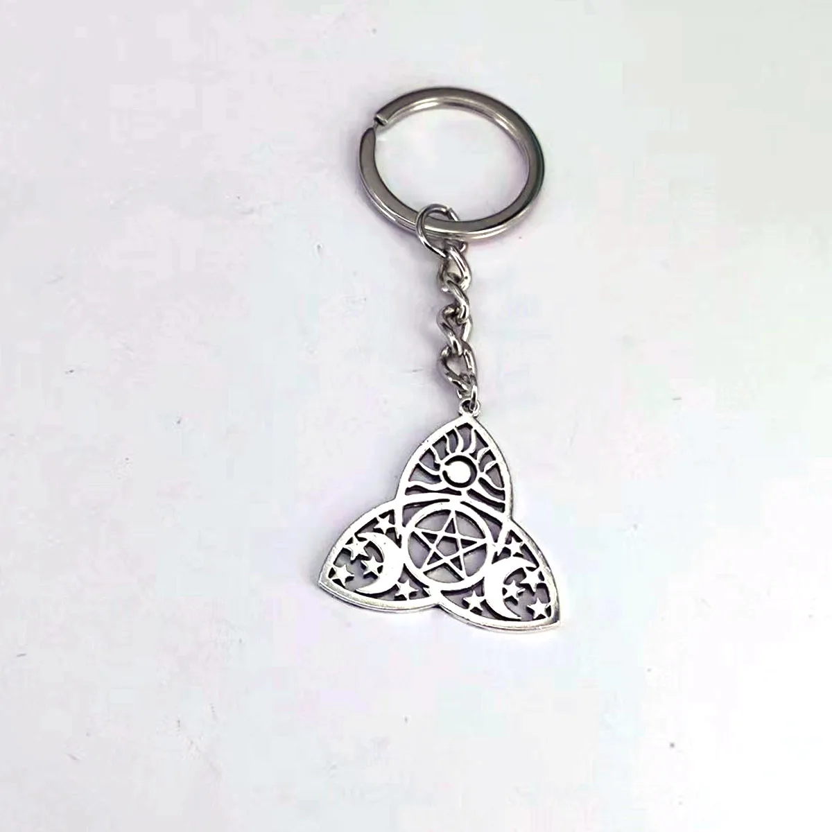 Witch Double Celtic Triangle keychains for gift