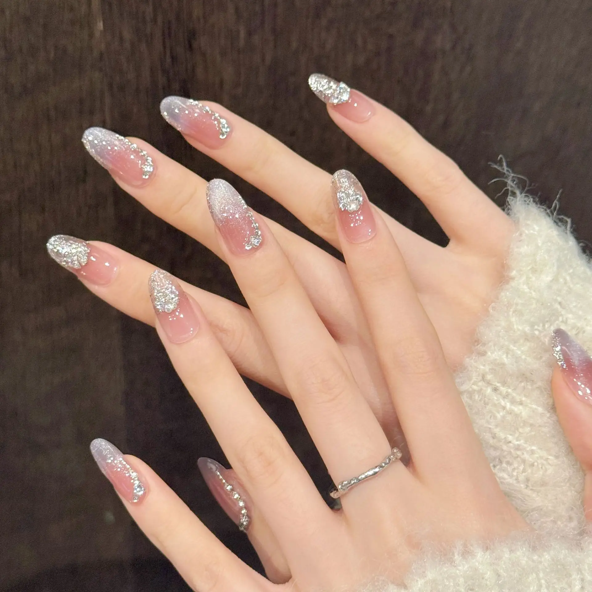 10 pièces à la main presse sur ongles paillettes diamants décor Blush faux ongles portable lumière luxe oeil de chat faux ongles longs français