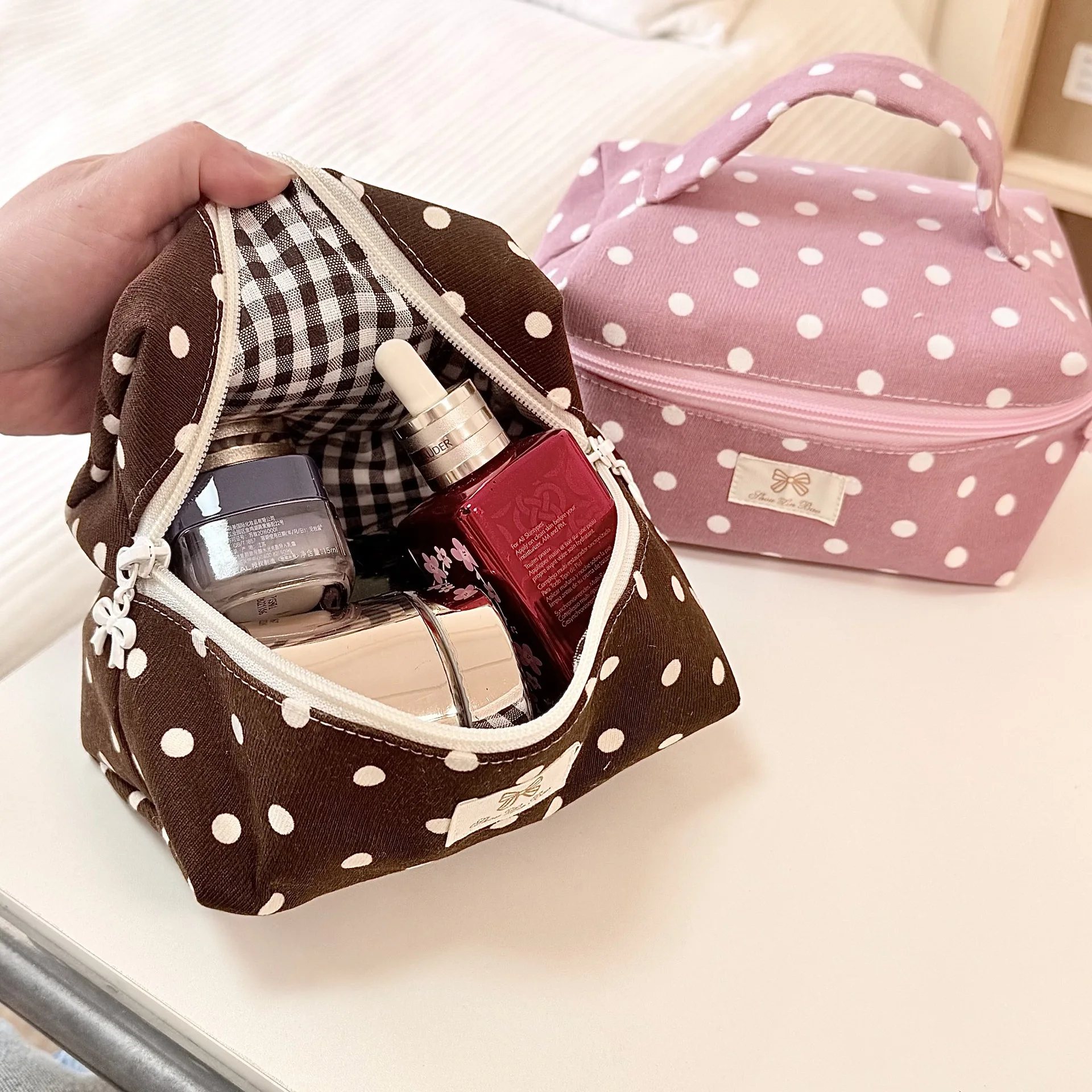 Sweet In's Polka Dot Fabric Portable Makeup Bag with Flip Cover Large Capacity Cosmetic Storage Bag Wash Bag