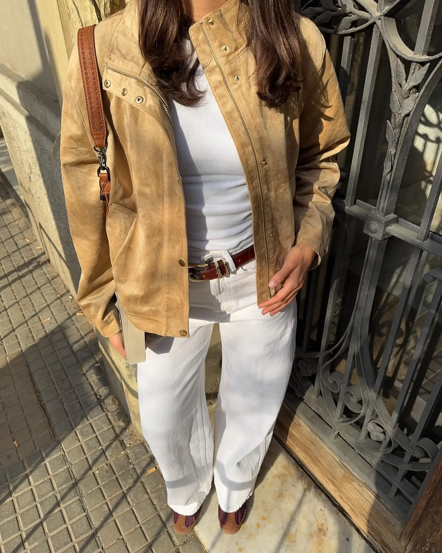 Damen Elastische Wildlederjacke mit Kordelzug in Braun, Modische Jacke mit Langen Ärmeln und Stehkragen, Locker Geschnittener Mantel für Frühling, Alltag und Streetwear 2026 – Detail 24