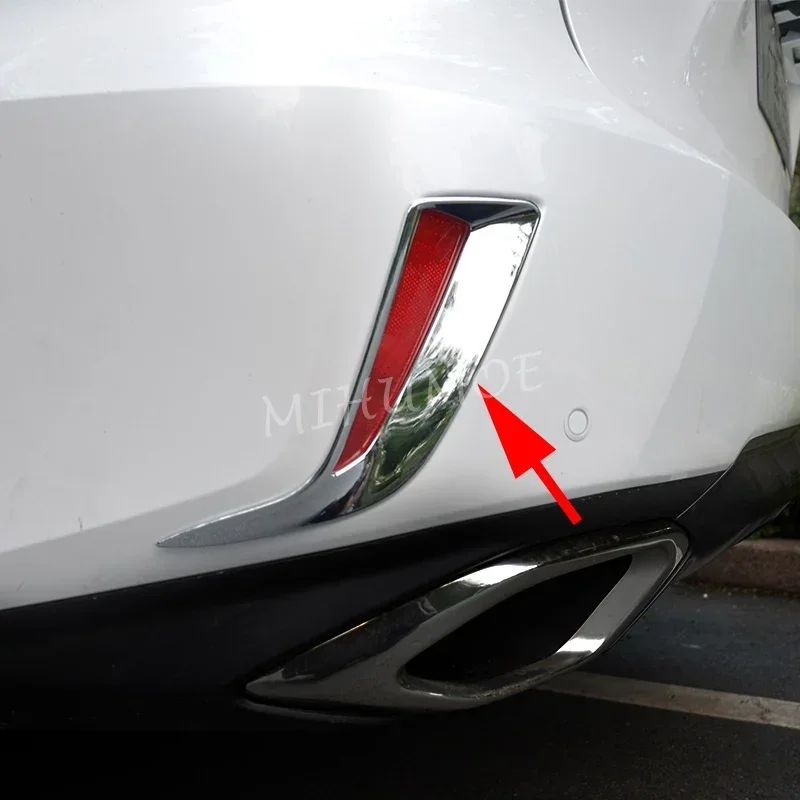 

For 2016-2019 Lexus RX200t RX300 RX350 RX450h Rear Bumper Reflector Surrounds Fog Light Cover