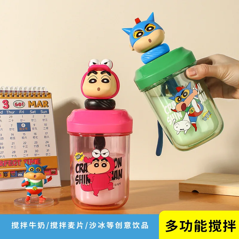 Crayon Shin-Chan ถ้วยน้ำฤดูร้อนกาน้ำพกพาผสมขวดสำหรับนักเรียนชายและหญิงพร้อมหลอดอะนิเมะของขวัญ