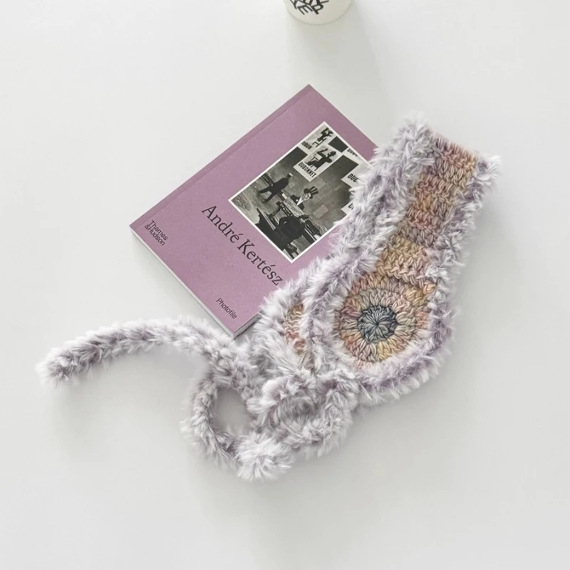 

Hand-knitted Wool Headband for Women Winter Furry Headband To Keep Warm and Protect Ears