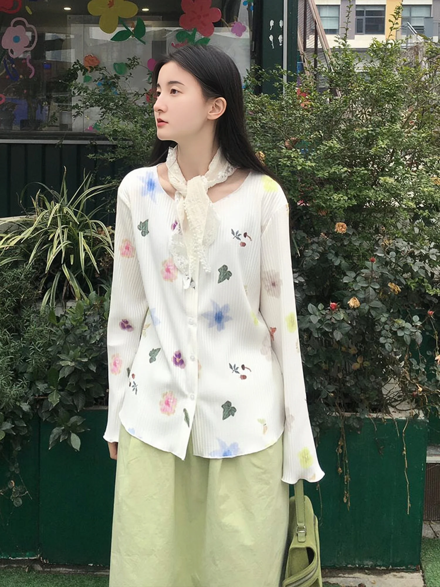 

White Long Sve Women's irt Spring Pred Pleat Print Thin Sun Protection Cover Loose Casual College Sle Top