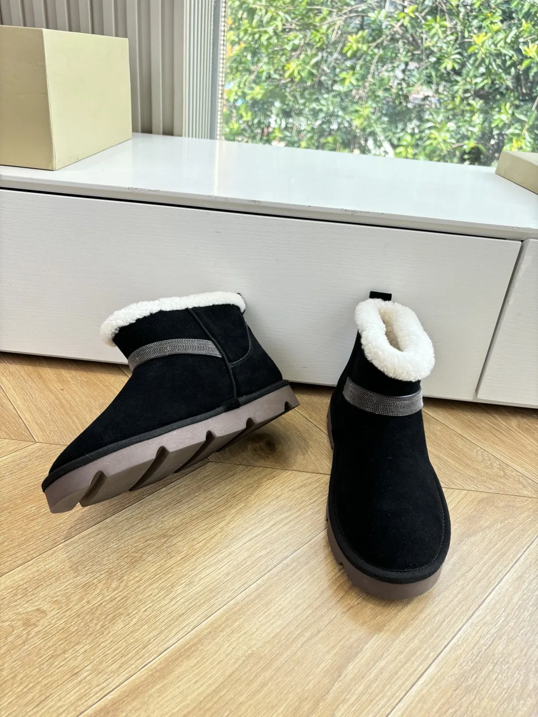 

New Women Luxury Designer Winter Ultra Mini Boots Famous Brand Genuine Leather Warm Ankle Fur Booties Snow Boots 2025