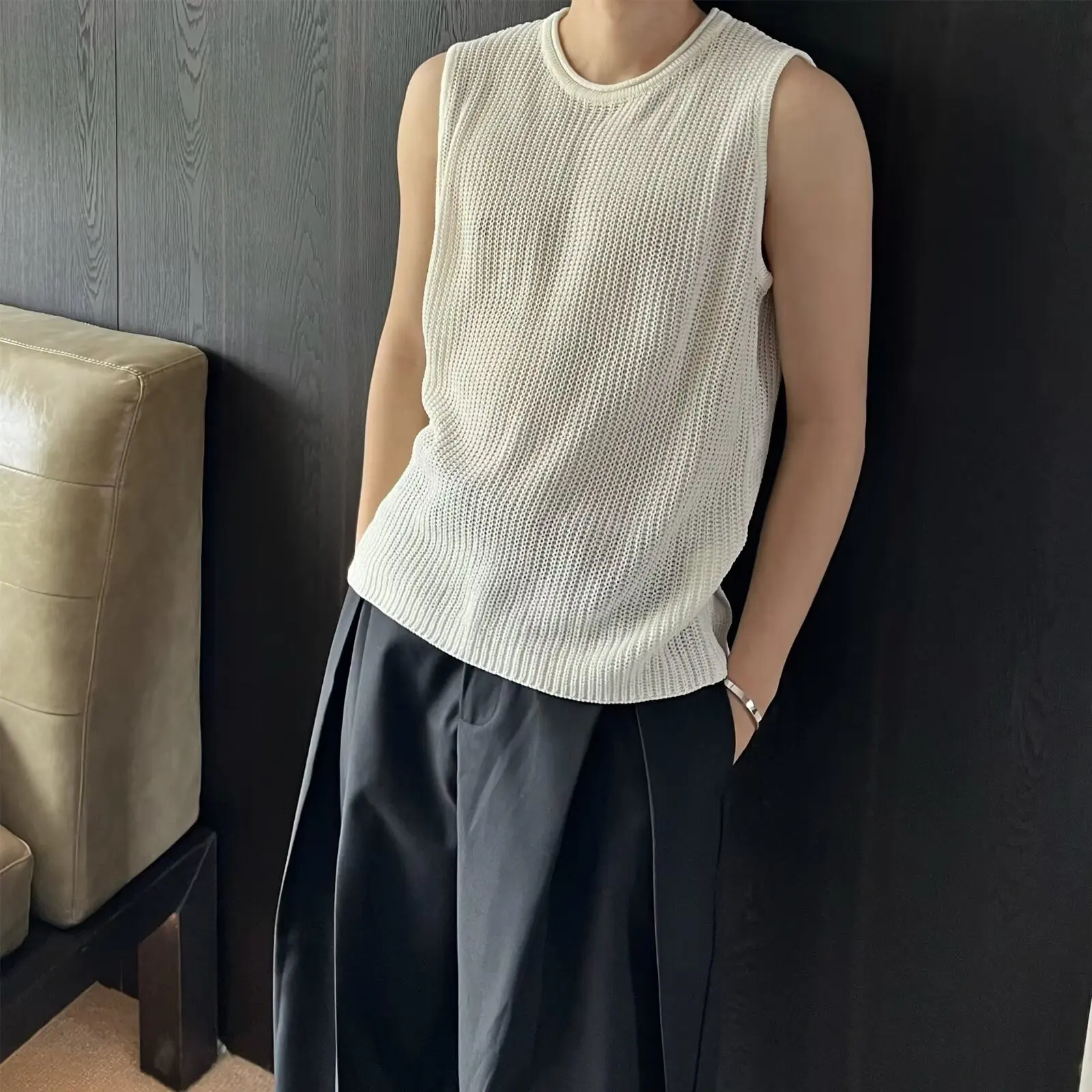 Men's Loose Casual Crew Neck Knit Hollow Texture Breathable Skin-Friendly Slim Fit Fashion Commute Trendy Simple Versatile Vest