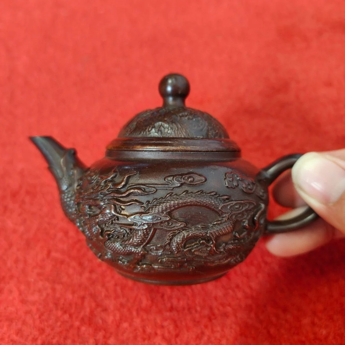 

Bronze copper teapot Longfeng Chengxiang teapot hip flask small copper pot dragon and phoenix dance hip flask copper pot