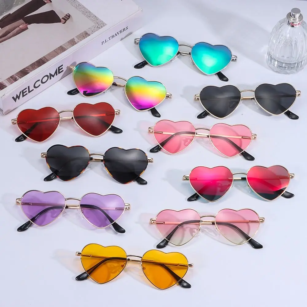 

Heart-Shaped Sunglasses for Women, Retro Metal Frame Heart Sun Glasses, Lovely Shades Vintage 90s Glasses