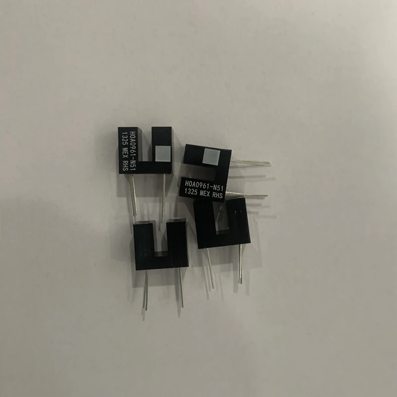 1PCS-5PCS HOA0961-N51 DIP2 10kOhm  Optical Switch (Transmissive, Optoelectronic IC Output)   New