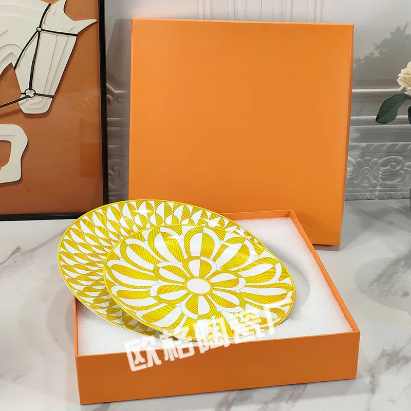 

Creative Ceramic Home Use Steak Plate Set Western Tableware Dinner Plate for Stylish Dining Experience