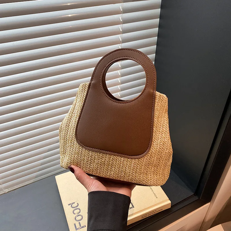 

2025 Spring Woven Bucket Bag Womens Vintage Straw Tote Spacious Boho Shoulder Purse Fashionable Handheld Basket