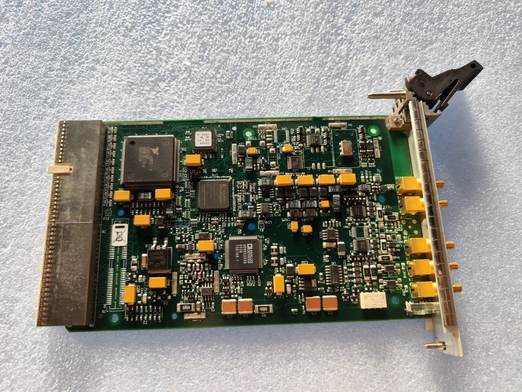 

PXI-5404 100 Mhz Frequency Generator industrial motherboard