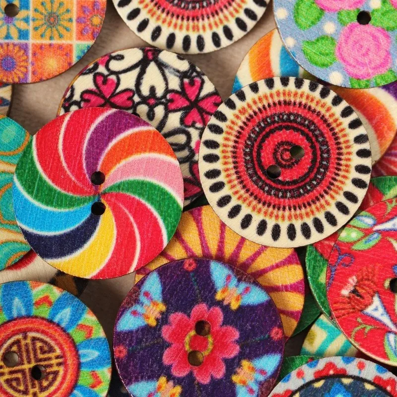 

100Pcs Multicolor Retro Pattern Wooden Buttons For Handwork Sewing Scrapbook DIY Crafts Clothing Accessories Gift Card Decor