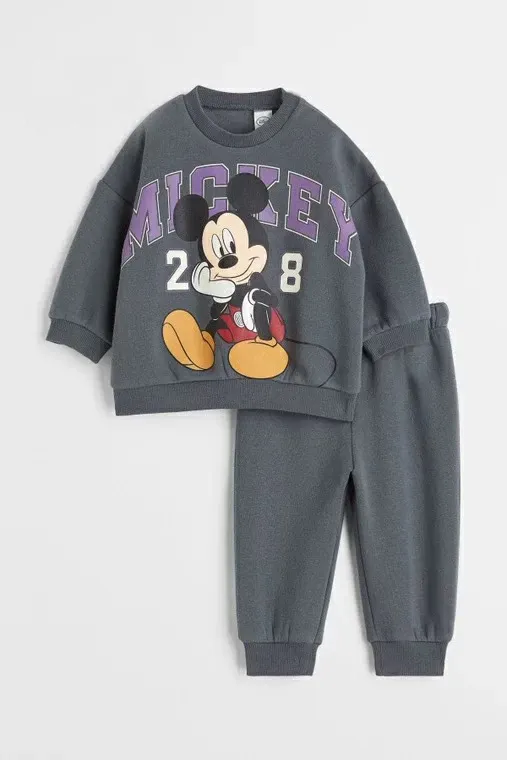 Sudaderas informales con estampado de Mickey Mouse para niños, ropa de dibujos animados para niños pequeños, jerseys de cuello redondo, pantalones de 2 piezas, chándales de manga larga