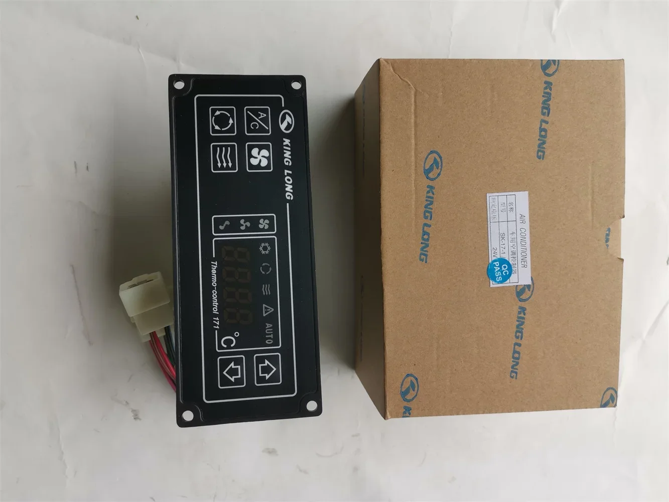 Replacement Chinese Bus parts 238202030 SK-17-1 AC control panel