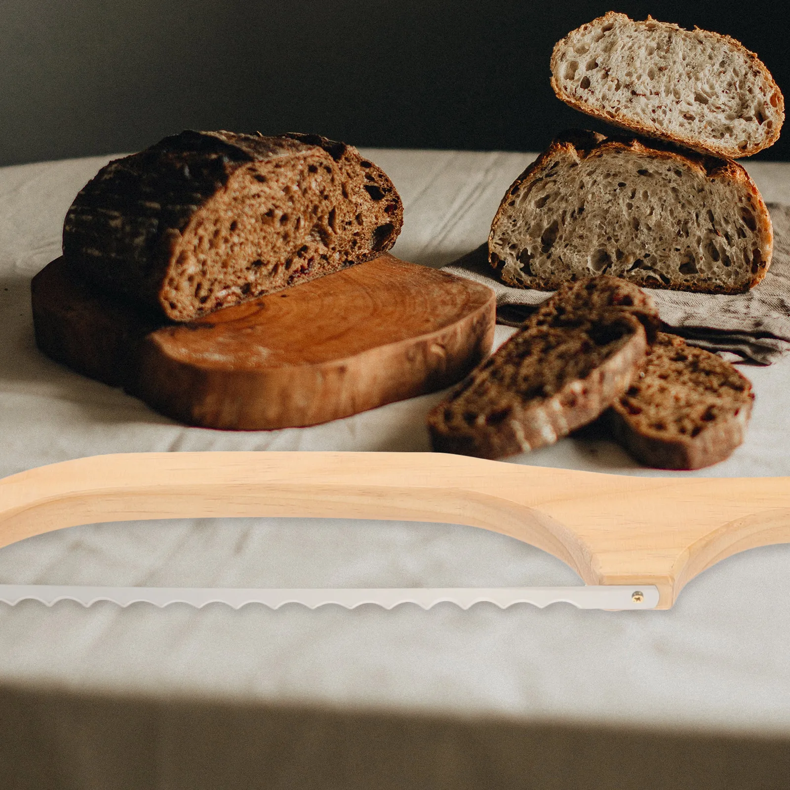 

Ergonomic Bread Slice Stainless Steel Wood Handle Corrosion Resistant Kitchen Gadgets Cake Slicer Toast Baking Tools