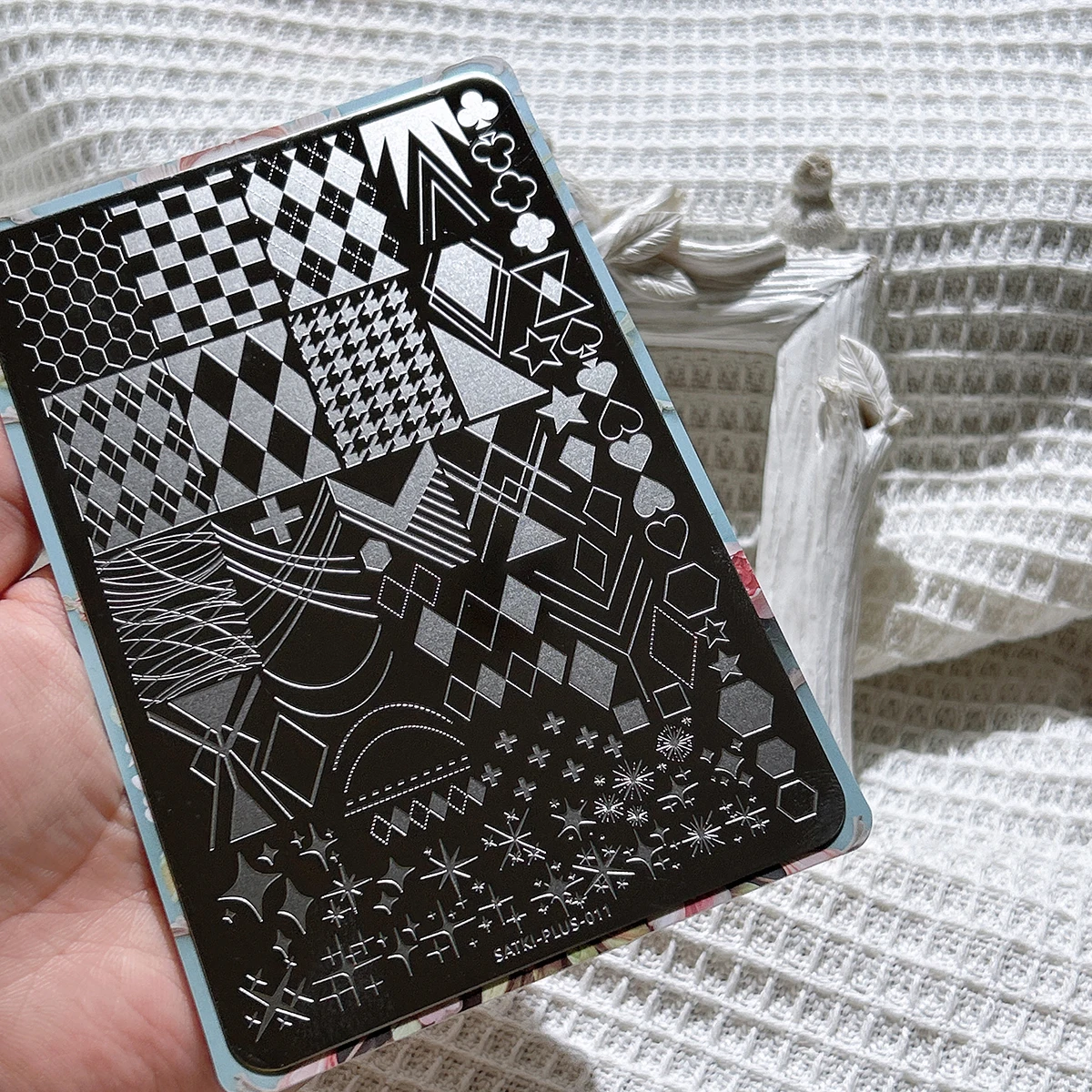 

Nail Art Stamping Plate Transfer Plate for Beginners, No Need for Hand Painting, Nail Decoration Template, French Line Pattern Nail Art Stamping Plate, Stamping Gel, Stamping Oil, No Painting Required, High-Quality Stamping Transfer Template, High-Transpa