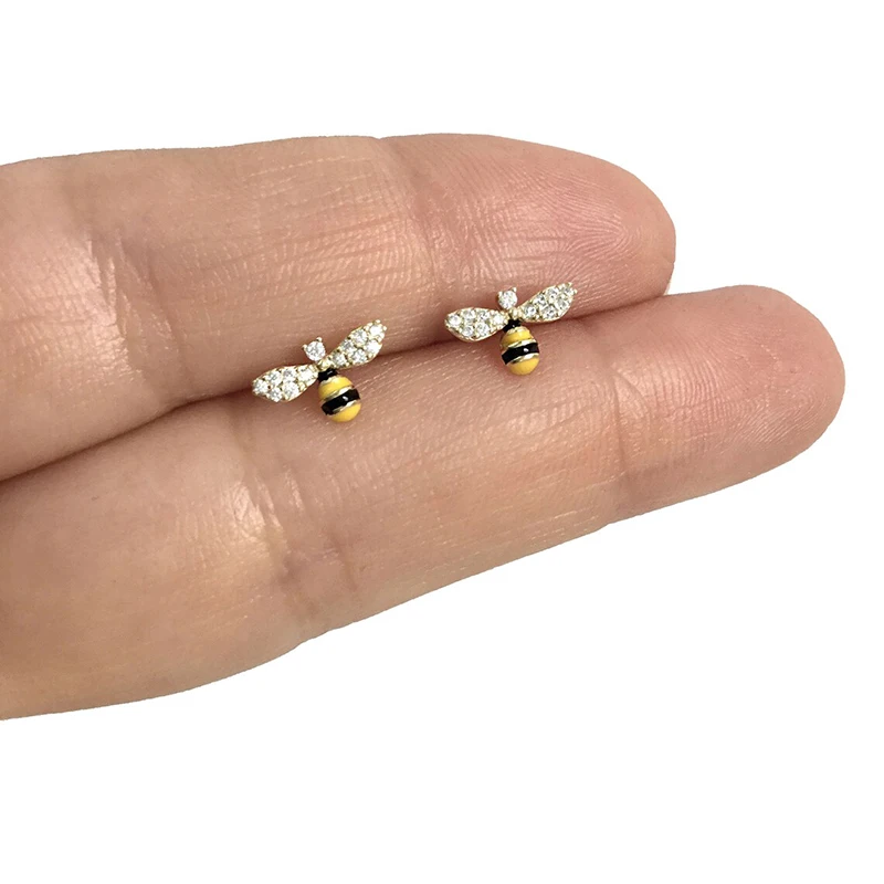 Huitan Dainty Bee Stud Earrings for Women Silver Color/Gold Color Funny Daily Wear Ear Piercing Earrings Teen\'s Jewelry Dropship