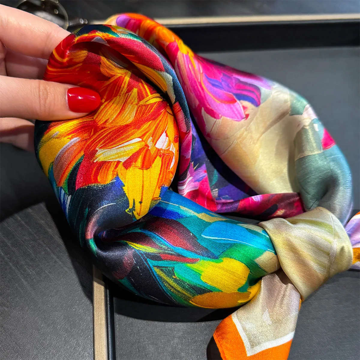 

100% Natural Silk Scarf Women Neck Hair Foulard Square Headband Scarves Bandana Fashion New Hijab Print Poncho Scarves Pashmina