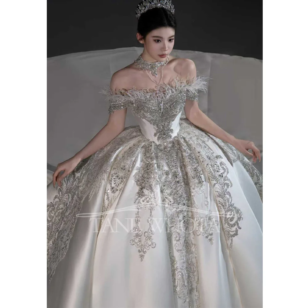 Sweetheart Off-Shoulder Beaded Sequined Feathers Ball Gown Wedding Dress Sexy Customized Vestido De Novia Boda