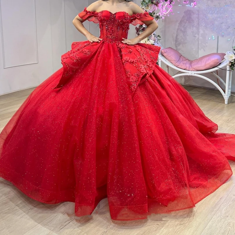 

Elegant Mexican Red Sweet 15 16 Year Girl Quinceanera Dress Lace Applique Sweep Train Prom Occasion Wear Party vestidos de festa