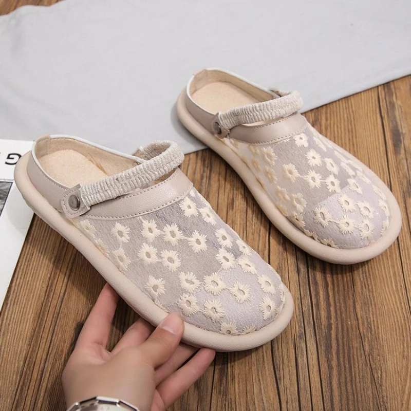 Summer Sweet Sandals Women Closed Toe Breathable Women Shoes Soft Sole Lightweight Flat Sandals Lace Outdoor Casual Slides